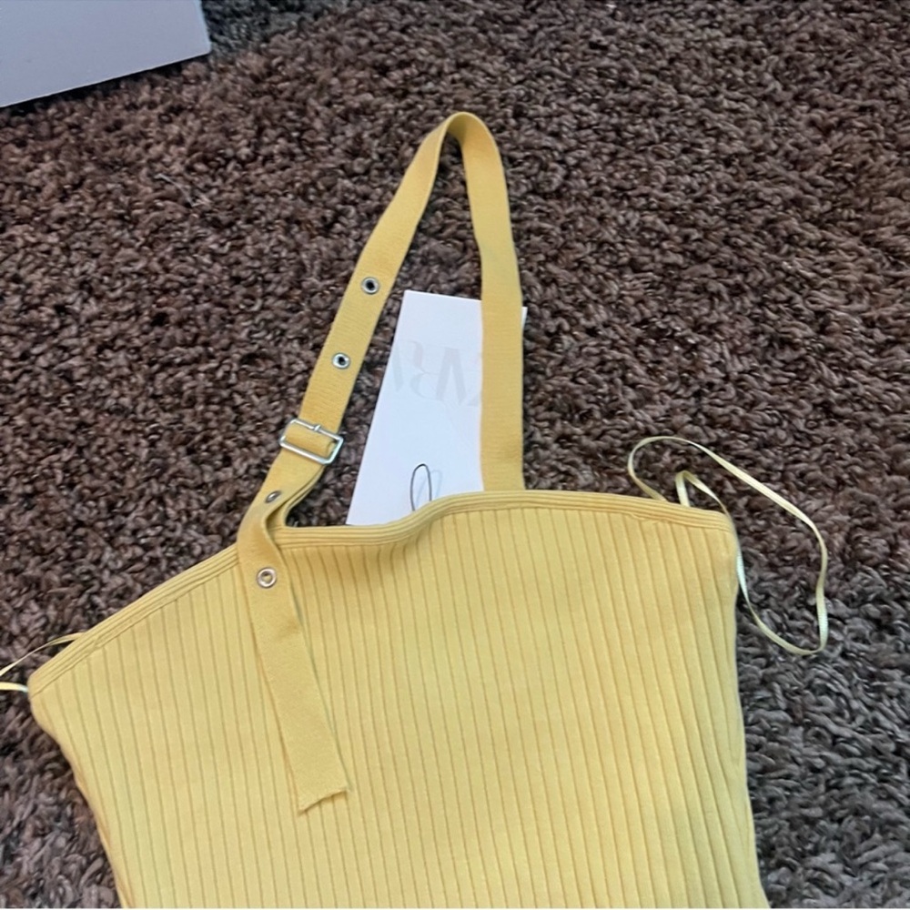 Zara Yellow Ribbed Bodysuit - Picture 3 of 4